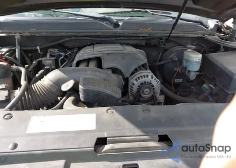 2011 Chevrolet Suburban 1500 Lt1 from USA, damaged, VIN 1GNSCJE0XBR133465